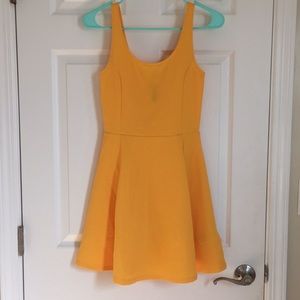 SUPER CUTE SUMMER DRESS